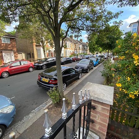 Grand Heights Suites London Bagian luar foto