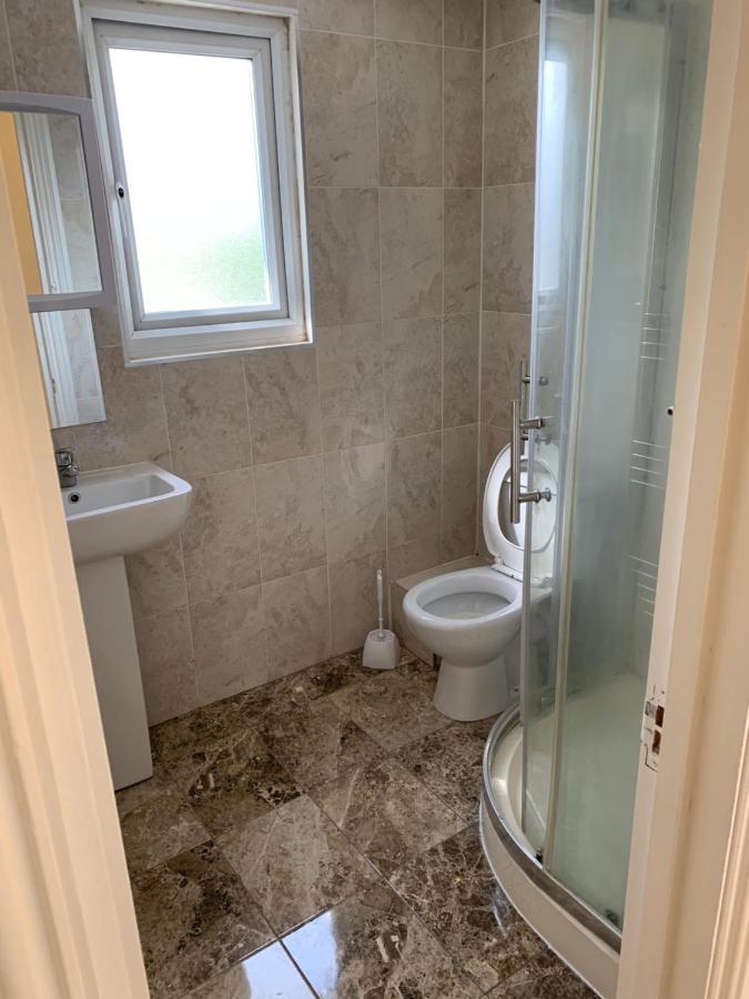 Grand Heights Suites London Bagian luar foto