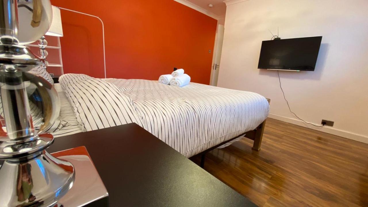 Grand Heights Suites London Bagian luar foto