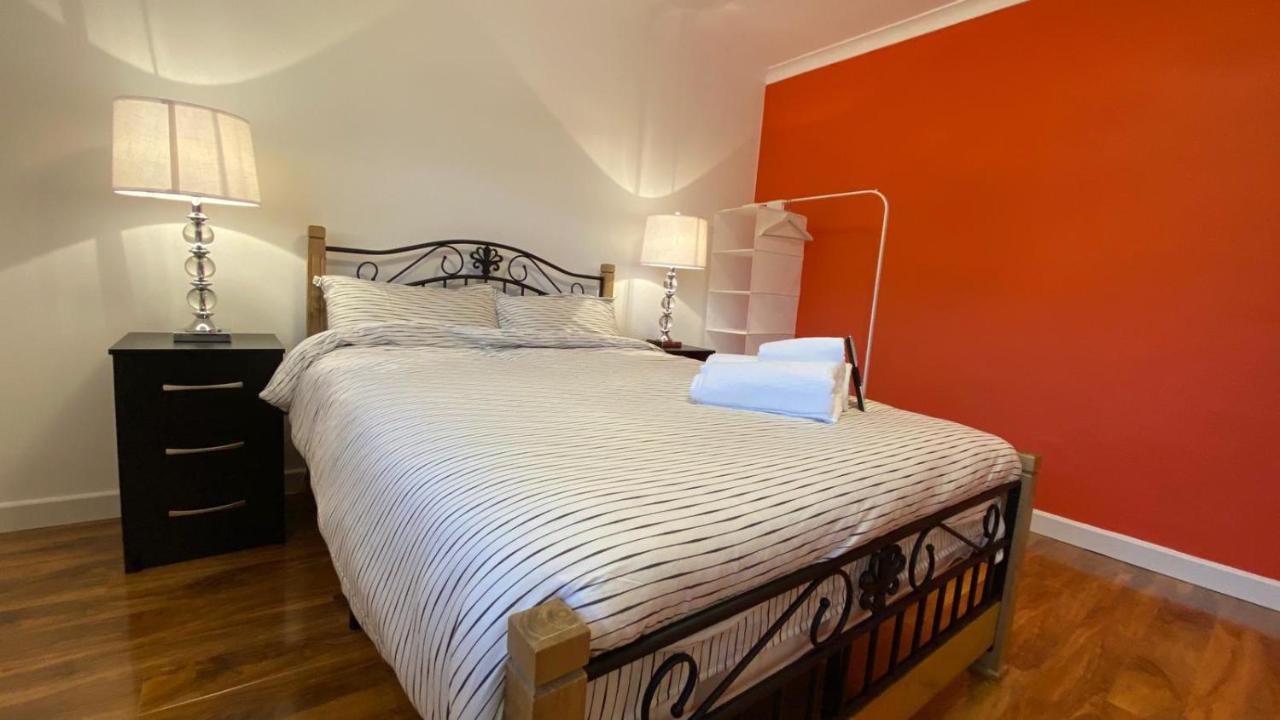Grand Heights Suites London Bagian luar foto
