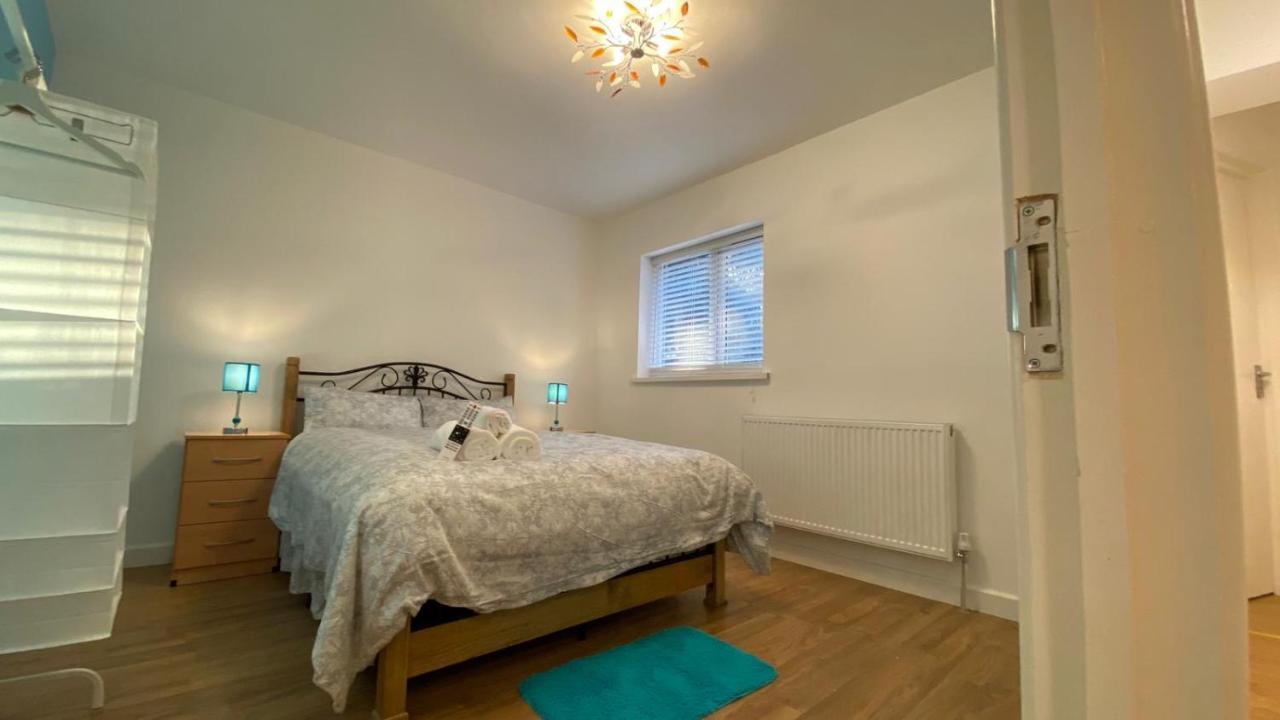 Grand Heights Suites London Bagian luar foto