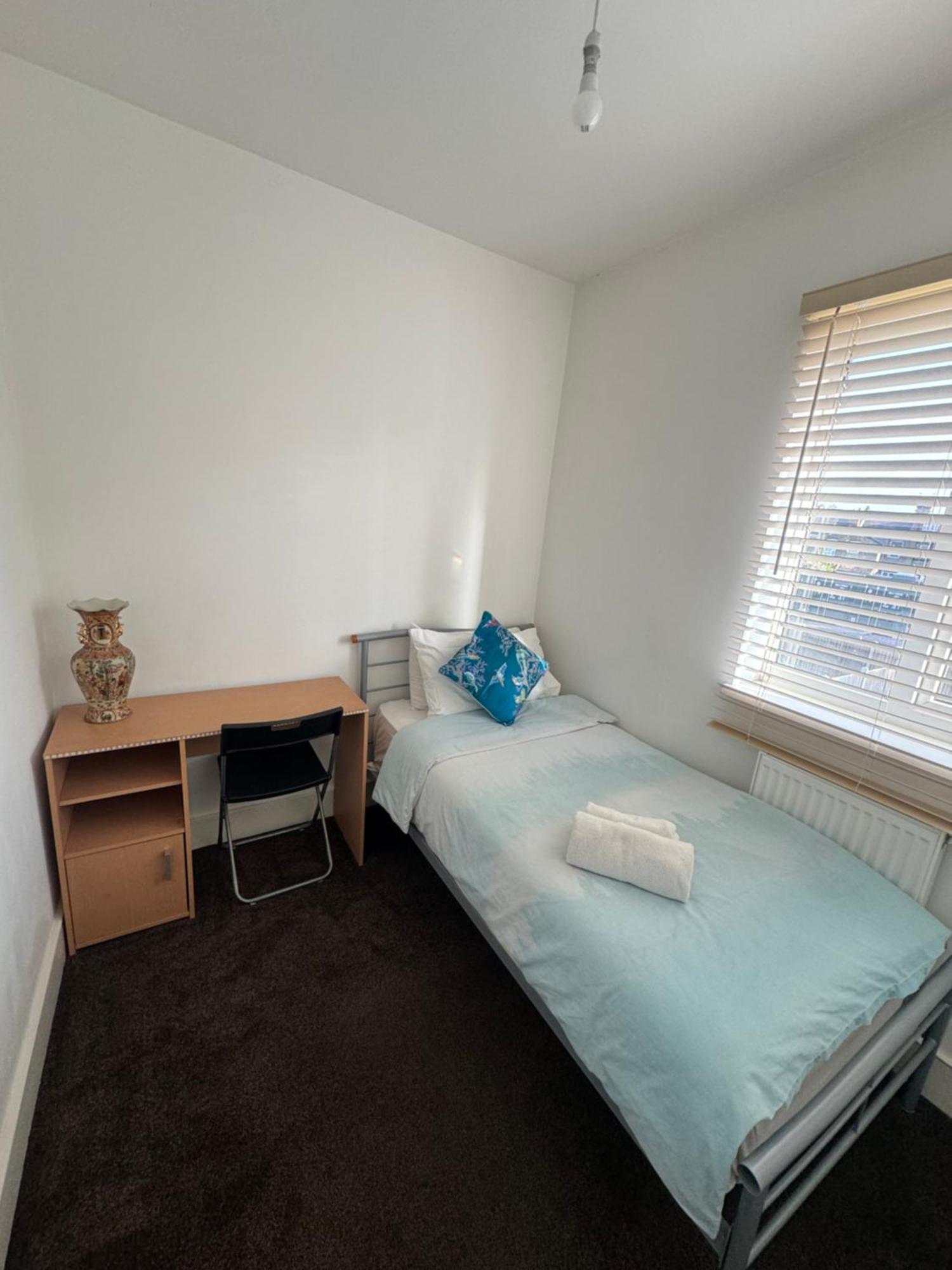 Grand Heights Suites London Bagian luar foto