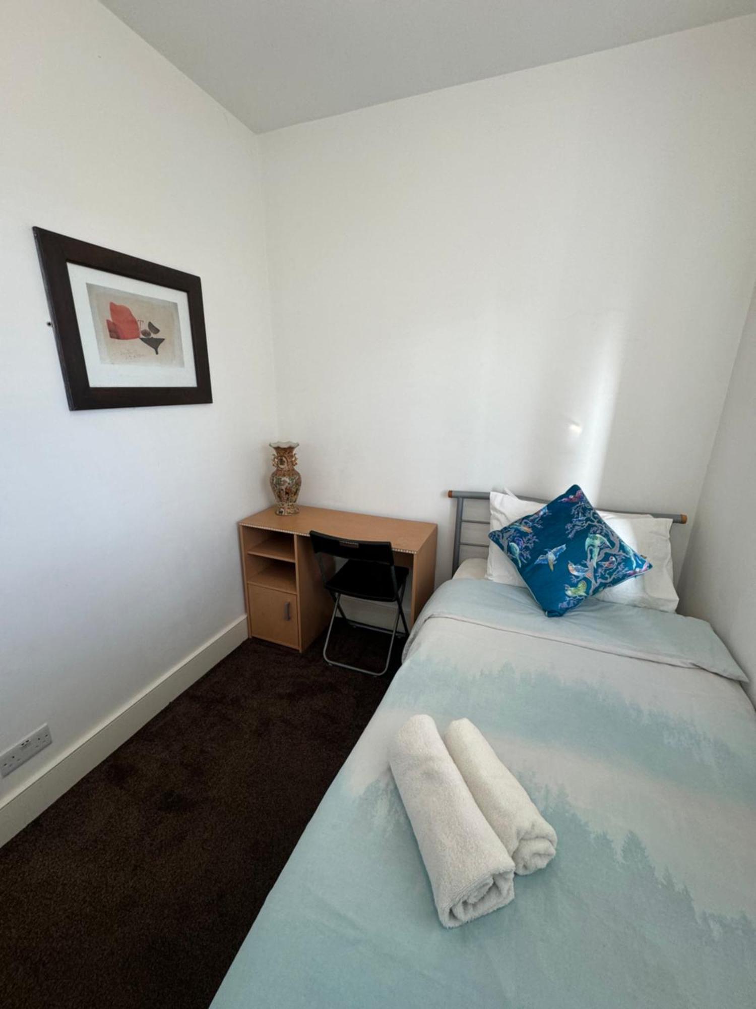 Grand Heights Suites London Bagian luar foto
